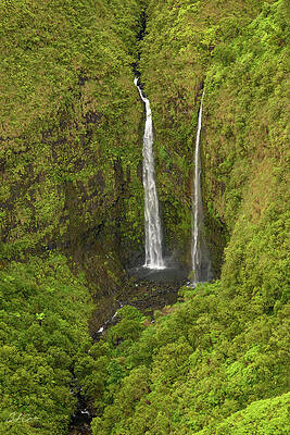 Hawaii Photograph - Wai'ale'ale Falls Five by Steven Sparks