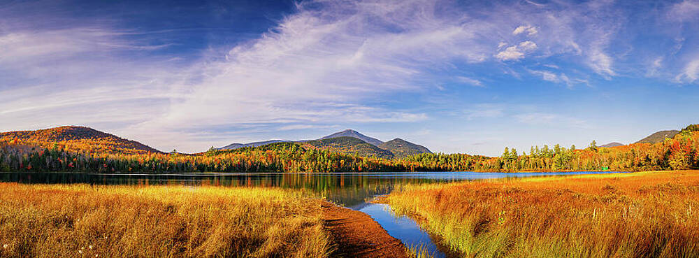 Autumn Lake and Mountain Scenery Photograph