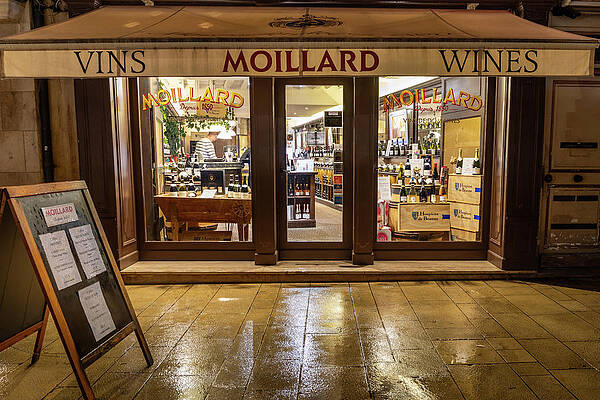 Reflection Wall Art featuring the photograph Wine Shop At Night by Craig A Walker