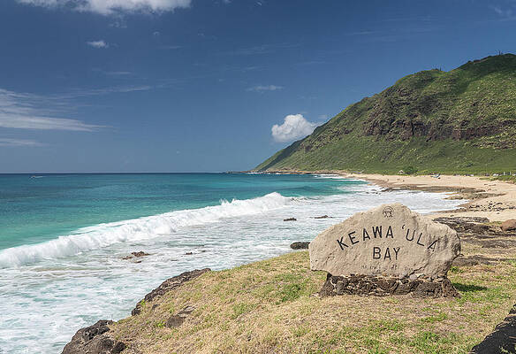 Hawaii Wall Art featuring the photograph Winter Waves Crash On Kaewaula Beach by Steven Heap