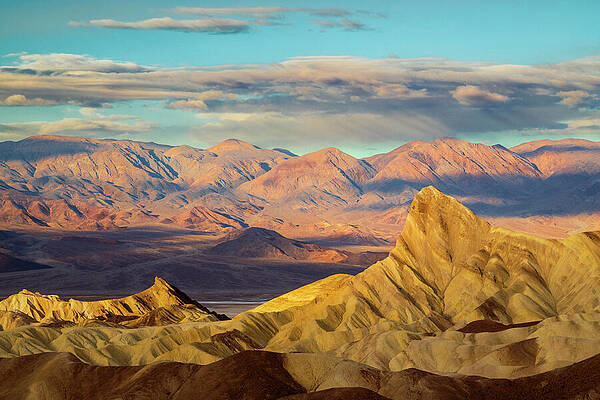 American Wall Art featuring the photograph Zabriskie Morning by Mike Lee