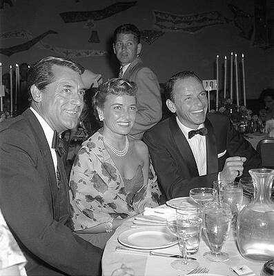 Wall Art featuring the photograph Actors At Stanley Kramer Party by Michael Ochs Archives