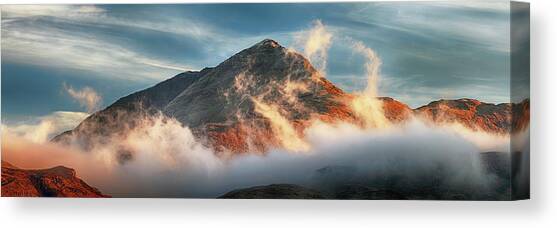 Ben Lomond Misty Sunset Canvas Art Print by Grant Glendinning