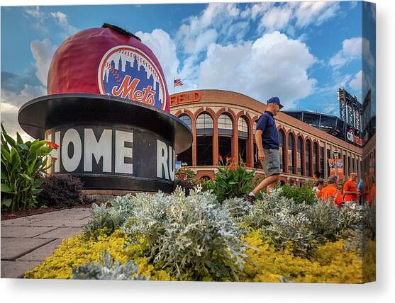 Home Run, City Field Stadium, Nyc Canvas Art Print by Claudia Uripos