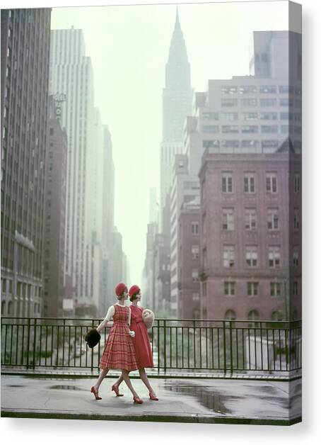 Models In New York City Canvas Art Print by Sante Forlano