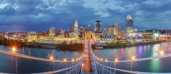 Cincinnati Skyline at Dusk Wall Art