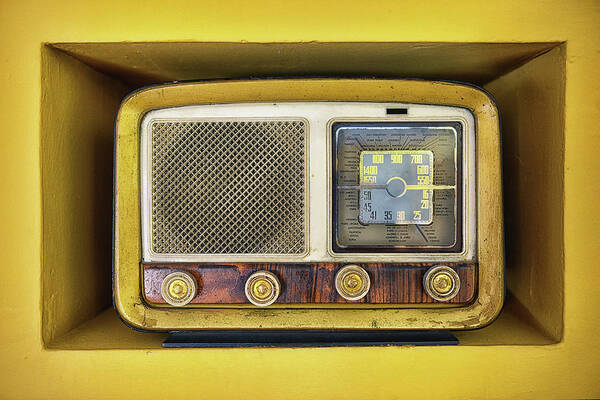 Spain Wall Art featuring the photograph Ols School Radio by Chema Mancebo