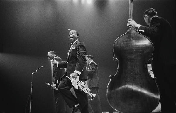 Iconic Jazz Performance on Stage Wall Art