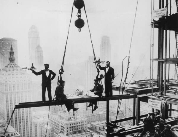 Builders Enjoy Lunch on Skyscraper Beam Wall Art