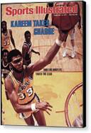 Kareem Abdul-Jabbar Scores for Lakers Canvas Print