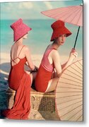 Elegant Beach Fashion with Straw Hats Metal Print by Louise Dahl-Wolfe