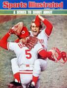 Johnny Bench Celebrates 1975 Victory Art Print