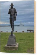 Statue Overlooking Mackinac Bridge Wood Print