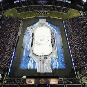 2018 Coors Light Nhl Stadium Series - by Nicole Abbett
