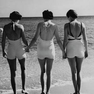 Models On A Beach by Toni Frissell Models On A Beach by Toni Frissell