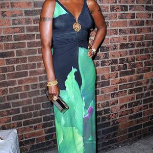 mary j blige green dress Singer Mary J. Blige attends the Tiffany & Co. 2018 Blue Book Collection: The Four Seasons of Tiffany celebration at Studio 525 on Tuesday, Oct. 9, 2018, in New York. (Photo by