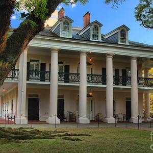 Oak Alley Mansion by Adam Jewell Oak Alley Mansion by Adam Jewell