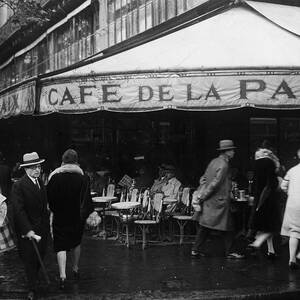 Cafe De La Paix by Fpg