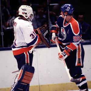 Edmonton Oilers V New York Islanders by B Bennett