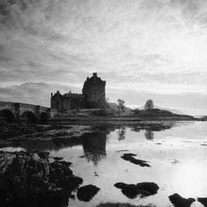 Eilean Donan Castle, Scotland by Giovanni Simeone