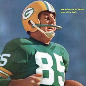 Green Bay Packers Max Mcgee, Super Bowl I Sports Illustrated Cover by Sports Illustrated