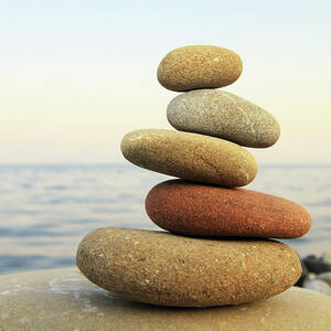 Hierarchy And Balance by Petekarici