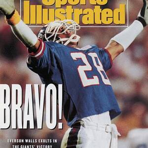 New York Giants Everson Walls, Super Bowl Xxv Sports Illustrated Cover by Sports Illustrated