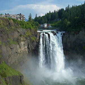 Snoqualmie Falls by Timabramowitz
