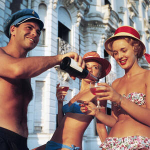 Top Up by Slim Aarons