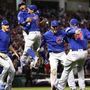 Anthony Rizzo and Kris Bryant by Ezra Shaw
