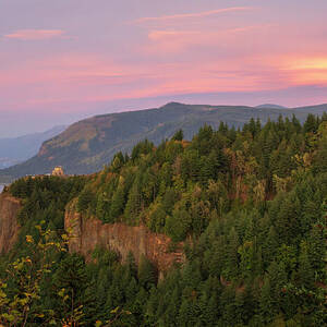 Columbia River Gorge Sunset by Dan Sproul Columbia River Gorge Sunset by Dan Sproul