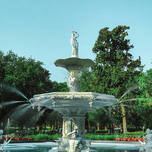 Forsyth Fountain Close Up by Dan Sproul