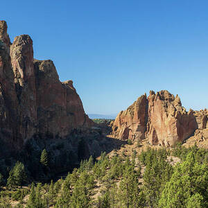 Smith Rock State Park Landscape by Dan Sproul