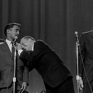 The Rat Pack Perform With Carson by Cbs Photo Archive